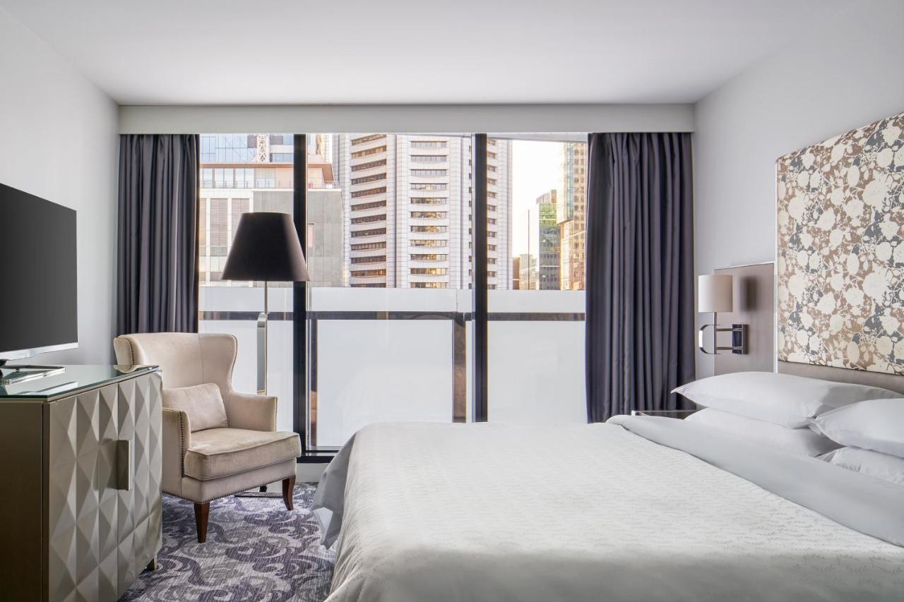 Sheraton Melbourne Hotel Exterior photo Deluxe King