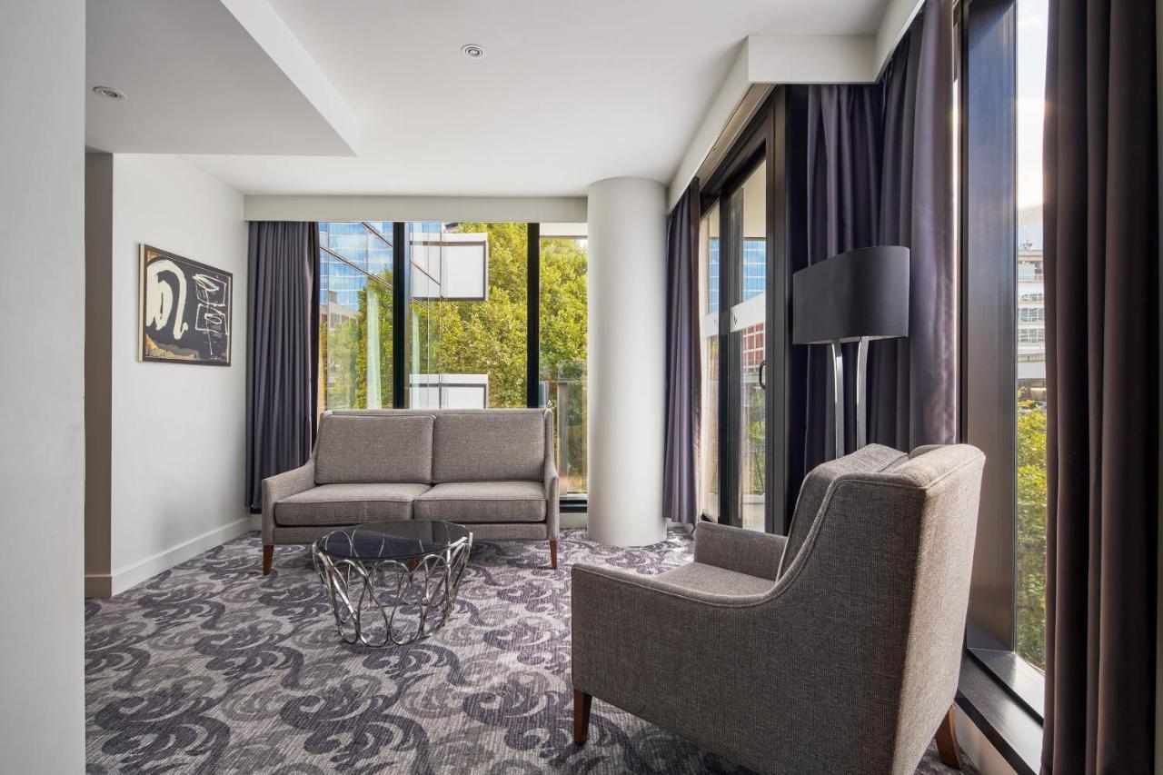 Sheraton Melbourne Hotel Exterior photo A suite at the hotel