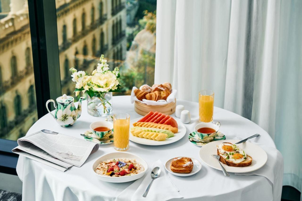 Sheraton Melbourne Hotel Exterior photo A continental breakfast