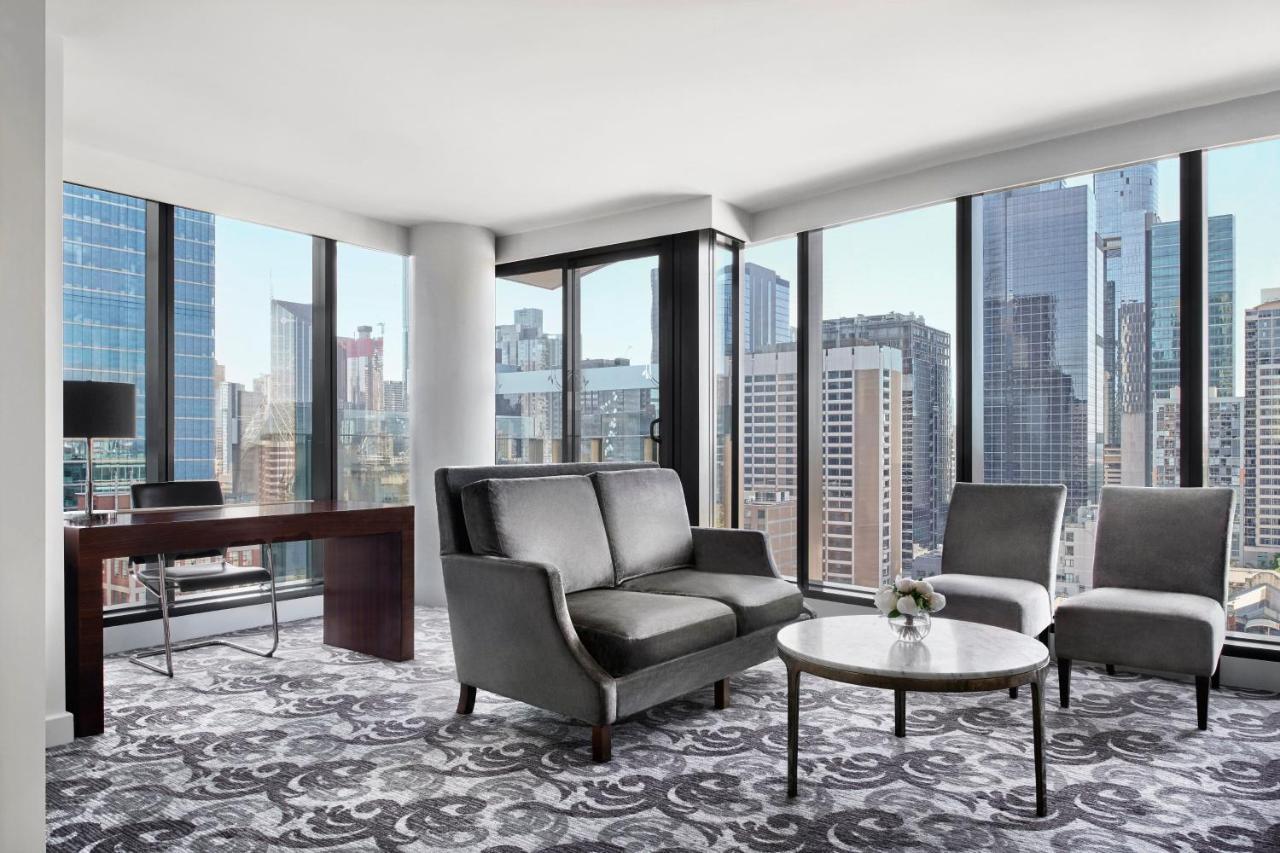 Sheraton Melbourne Hotel Exterior photo A living room in a typical apartment