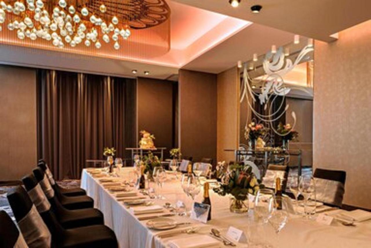 Sheraton Melbourne Hotel Exterior photo The private dining room at the restaurant